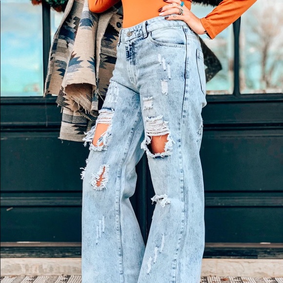 uniq by litz Denim - Uniq by Litz Wide leg distressed acid wash jeans